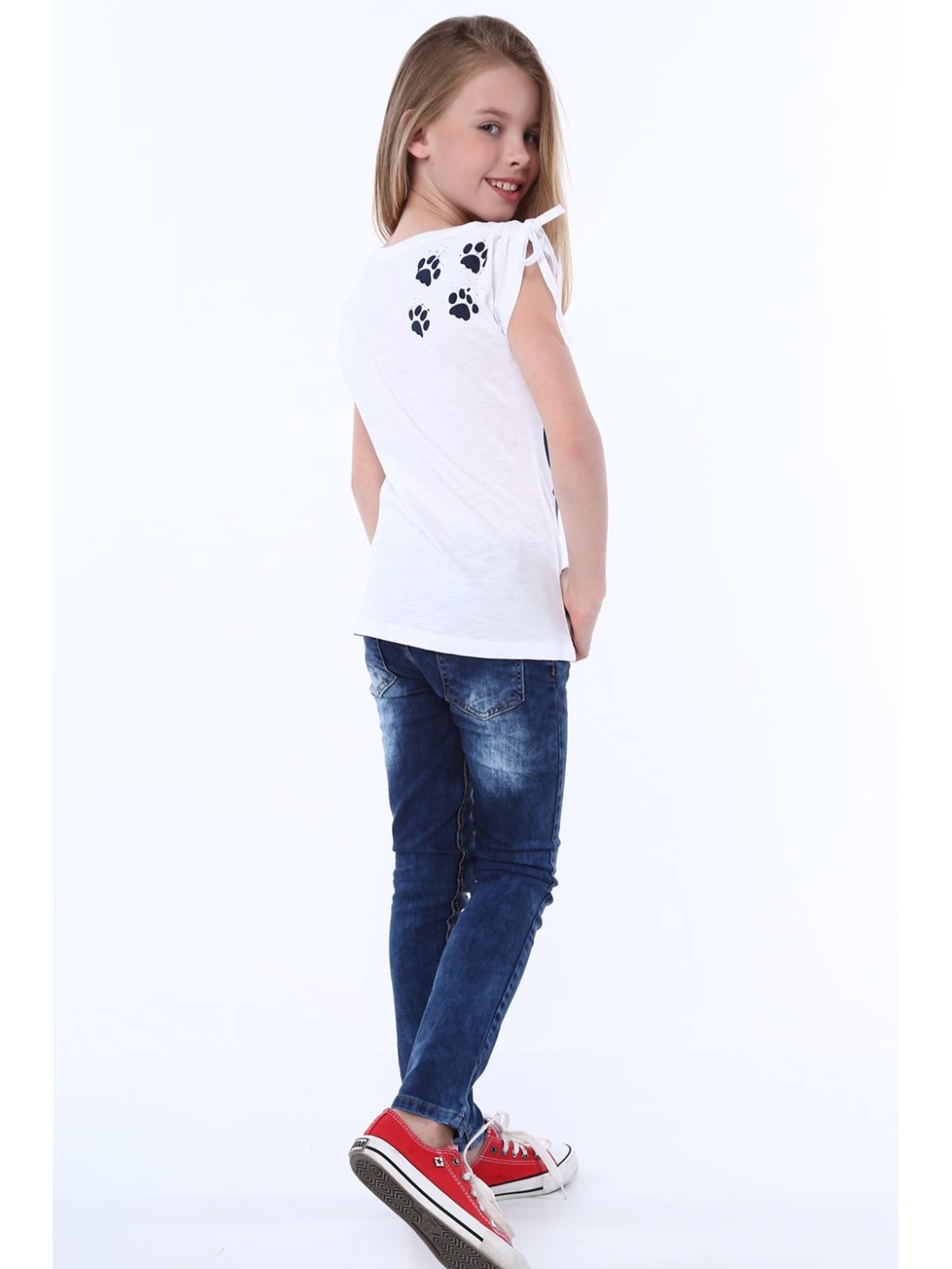 Girls\' blouse with short sleeves and an inscription, white NDZ81690 - Online store - Boutique